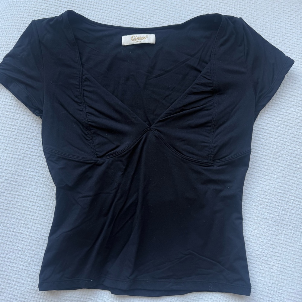 Black Short-Sleeve V-Neck Ruched Top